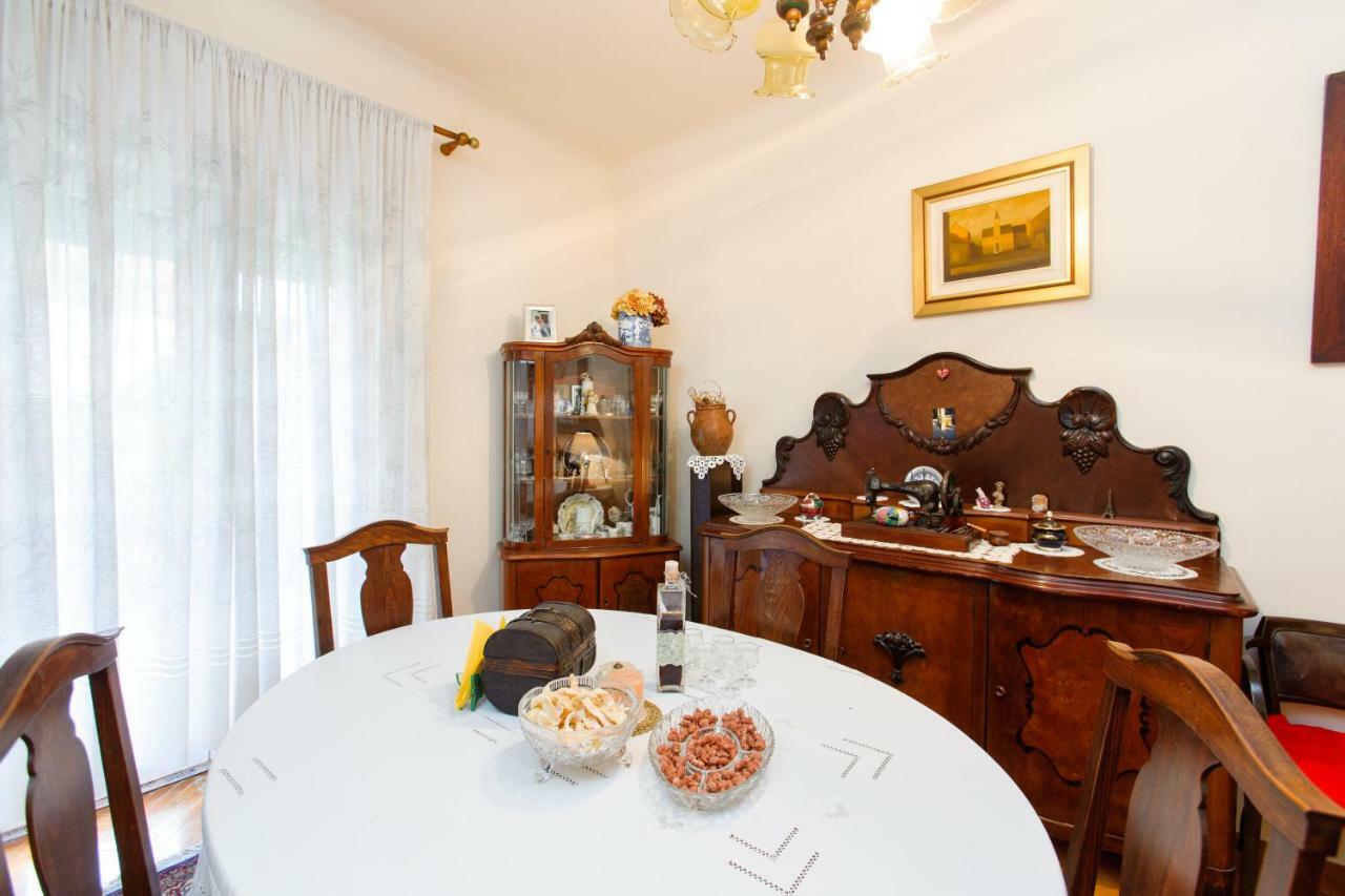 Apartment Dragana Каштела Экстерьер фото